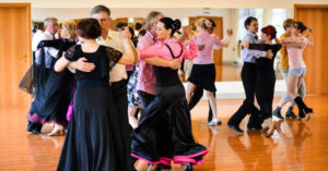 Cour de danses près de Modave